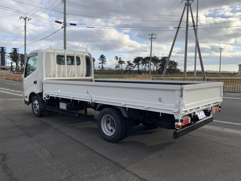 床板新品⭐️R1デュトロ平 車検付 AT積載2t旧普通免許対応|中古トラックの販売・買取・査定のアイナビ