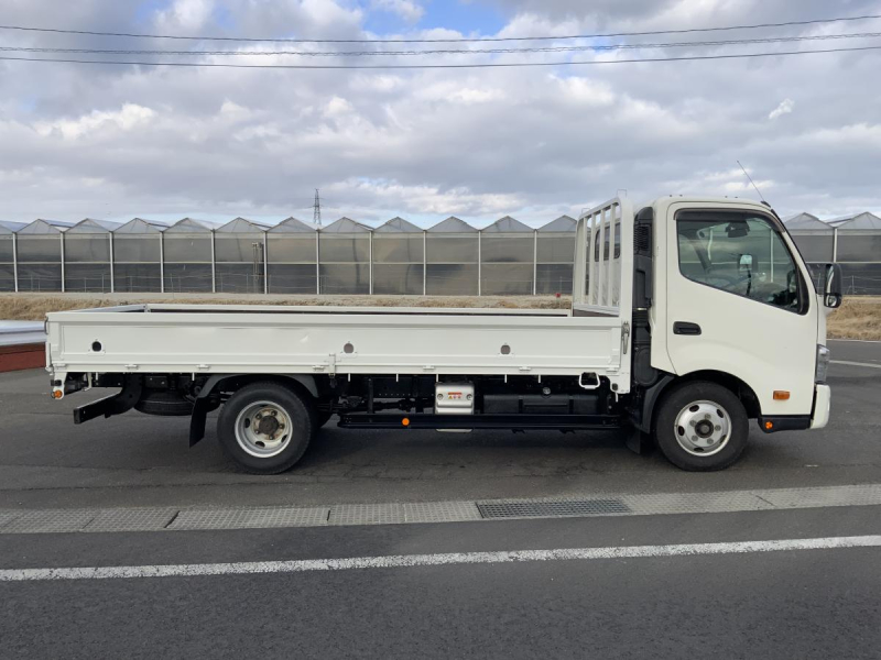 床板新品⭐️R1デュトロ平 車検付 AT積載2t旧普通免許対応|中古トラックの販売・買取・査定のアイナビ