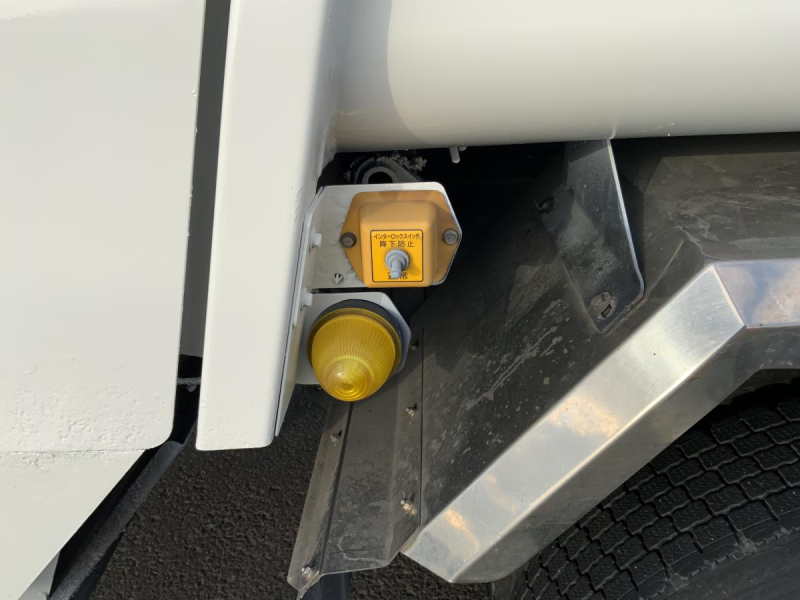 新明和工業⭐️H27レンジャー8.4立米 回転式6MTワンオーナー|中古トラックの販売・買取・査定のアイナビ