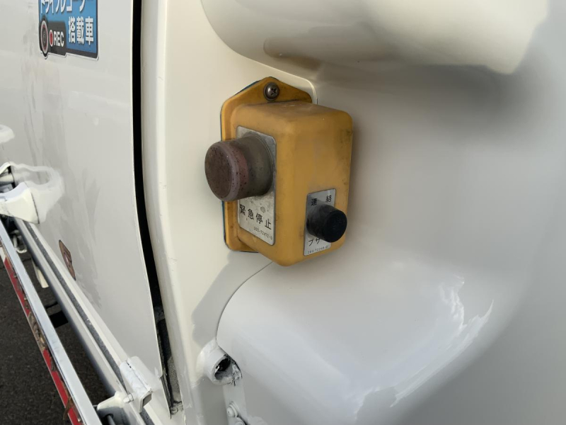 新明和工業⭐️H27レンジャー8.4立米 回転式6MTワンオーナー|中古トラックの販売・買取・査定のアイナビ