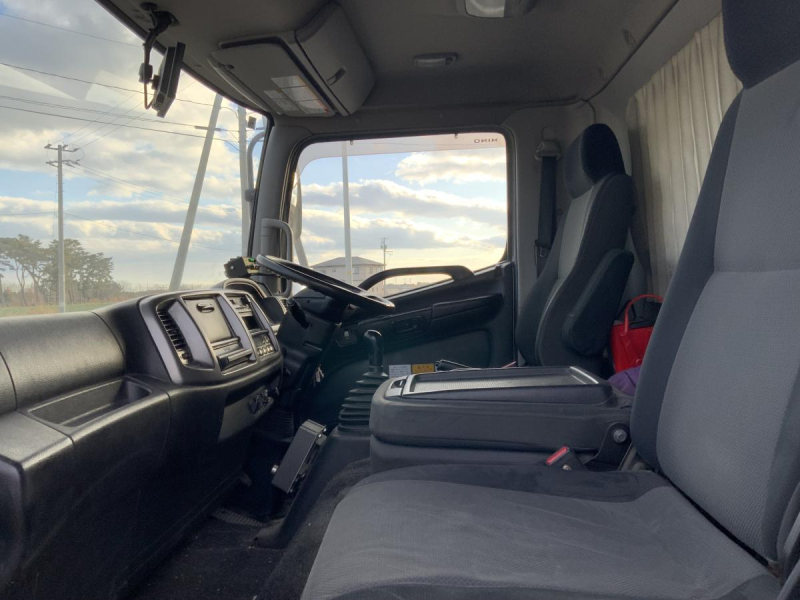 新明和工業⭐️H27レンジャー8.4立米 回転式6MTワンオーナー|中古トラックの販売・買取・査定のアイナビ