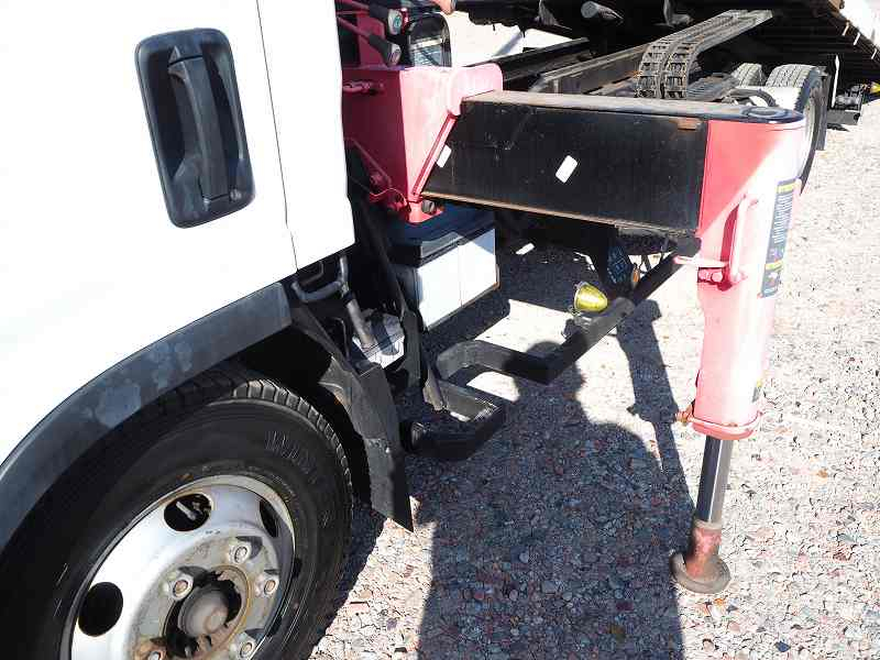 エルフ4段クレーン付セーフティーローダーウインチラジコン付|中古トラックの販売・買取・査定のアイナビ