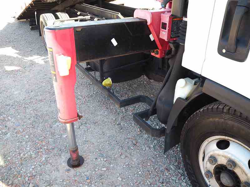 エルフ4段クレーン付セーフティーローダーウインチラジコン付|中古トラックの販売・買取・査定のアイナビ