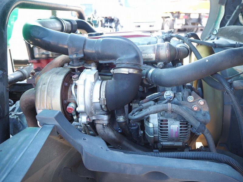 日野デュトロ衛生車バキュームカー3.7t積載|中古トラックの販売・買取・査定のアイナビ