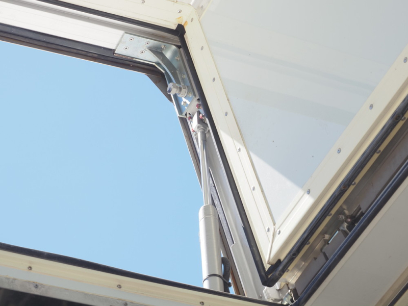 三菱ふそう 冷凍ウイング スーパーグレート|中古トラックの販売・買取・査定のアイナビ