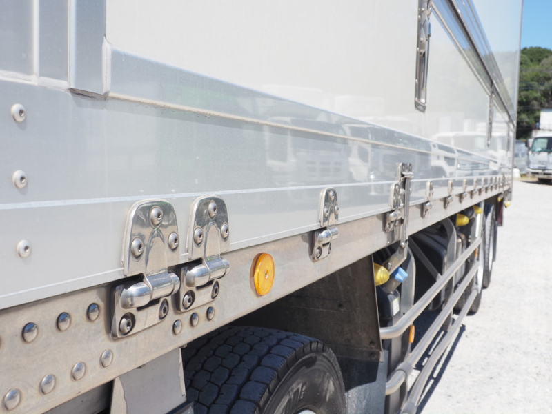 三菱ふそう 冷凍ウイング スーパーグレート|中古トラックの販売・買取・査定のアイナビ