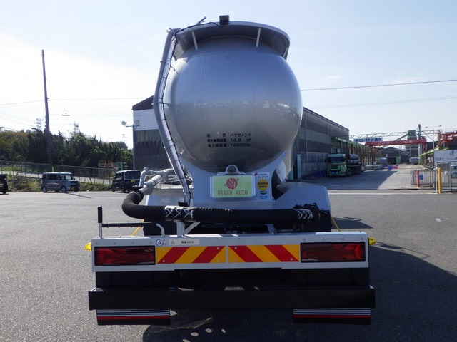 三菱2PG-FU84GZジェットパック10t超1槽式粉粒体運搬車|中古トラックの販売・買取・査定のアイナビ