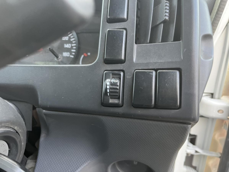 平成19年コンドルロングアルミブロック平準中型AT|中古トラックの販売・買取・査定のアイナビ