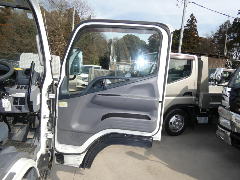 H25 2 トン　マニュアル　ダンプ　ETC|中古トラックの販売・買取・査定のアイナビ