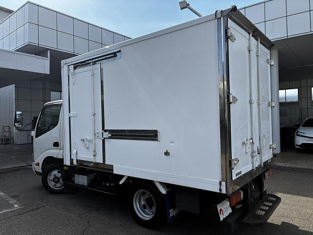 日野 バン車 デュトロ|中古トラックの販売・買取・査定のアイナビ