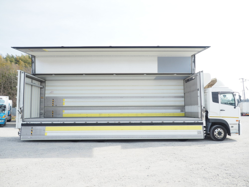 UDトラックス 冷凍ウイング クオン|中古トラックの販売・買取・査定のアイナビ