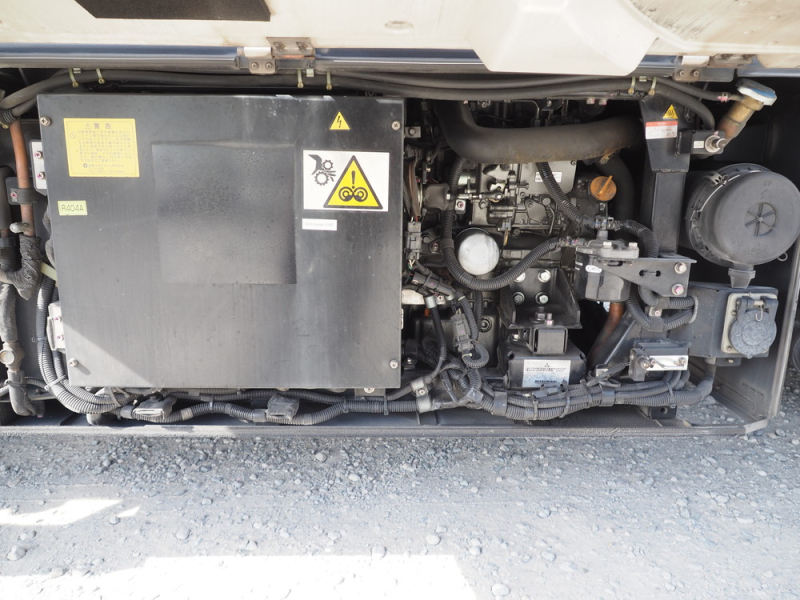 UDトラックス 冷凍ウイング クオン|中古トラックの販売・買取・査定のアイナビ