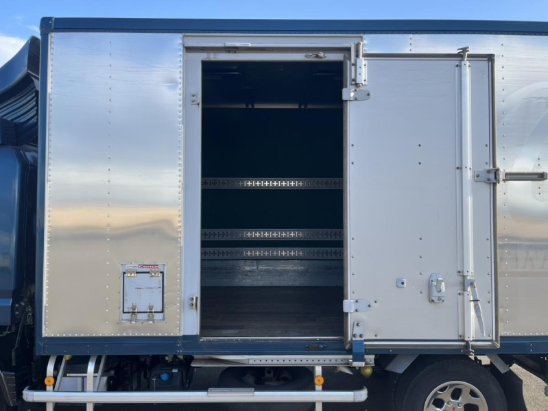 平成26年キャンターアルミバンパワーゲートサイドドアMT5|中古トラックの販売・買取・査定のアイナビ