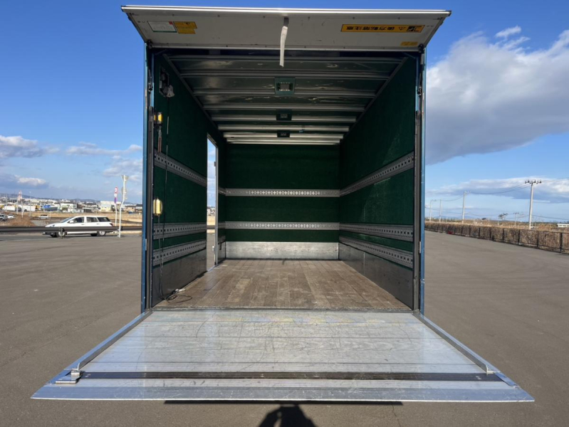 平成26年キャンターアルミバンパワーゲートサイドドアMT5|中古トラックの販売・買取・査定のアイナビ