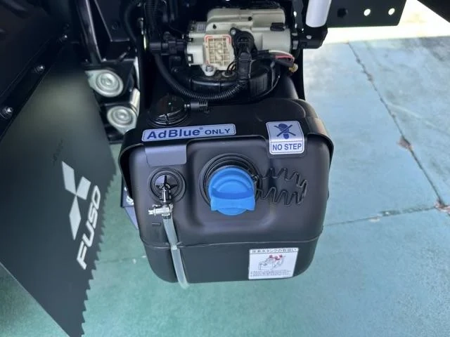 三菱ふそう Wキャブ キャンター|中古トラックの販売・買取・査定のアイナビ