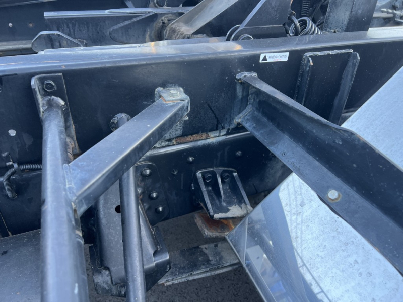 新明和アームロールCCA44-31ベッド付|中古トラックの販売・買取・査定のアイナビ