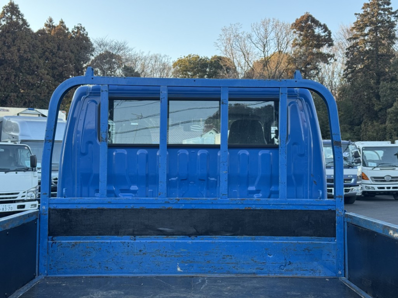 Wキャブ 標準ロング 積載2t|中古トラックの販売・買取・査定のアイナビ