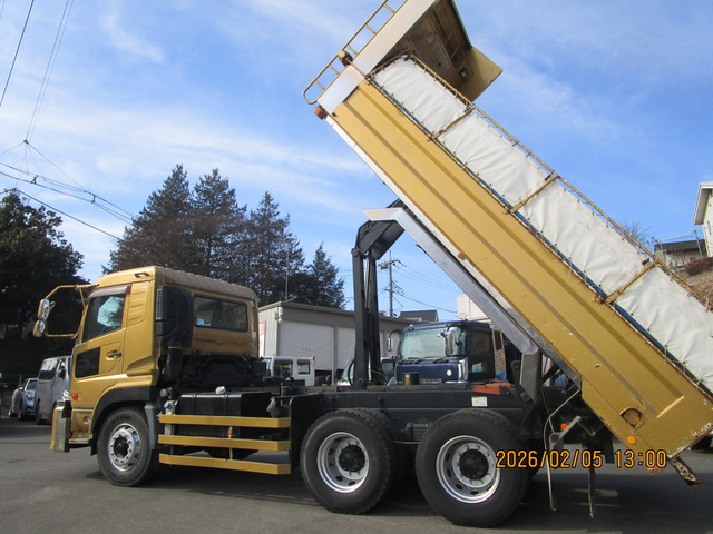 H.25年UDトラックスクオンダンプLゲート8.3t可動式バンパー|中古トラックの販売・買取・査定のアイナビ