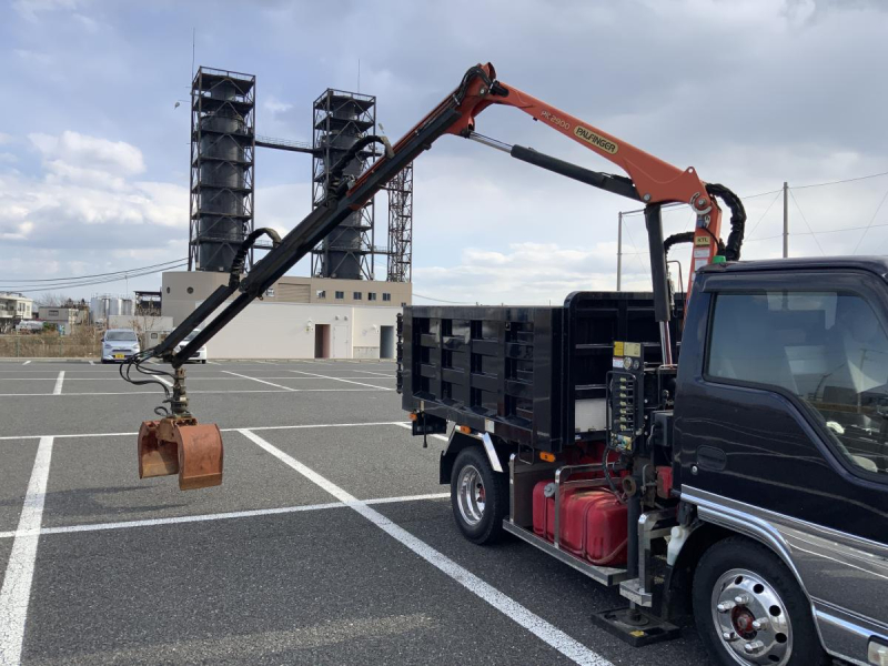 超希少車⭐️H27深ダンプ パルフィンガーグラップルラジコン付|中古トラックの販売・買取・査定のアイナビ