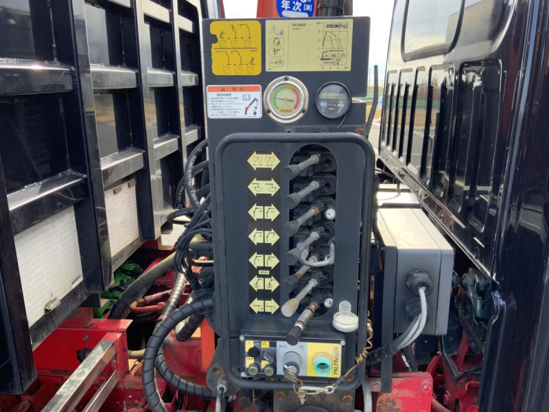 超希少車⭐️H27深ダンプ パルフィンガーグラップルラジコン付|中古トラックの販売・買取・査定のアイナビ