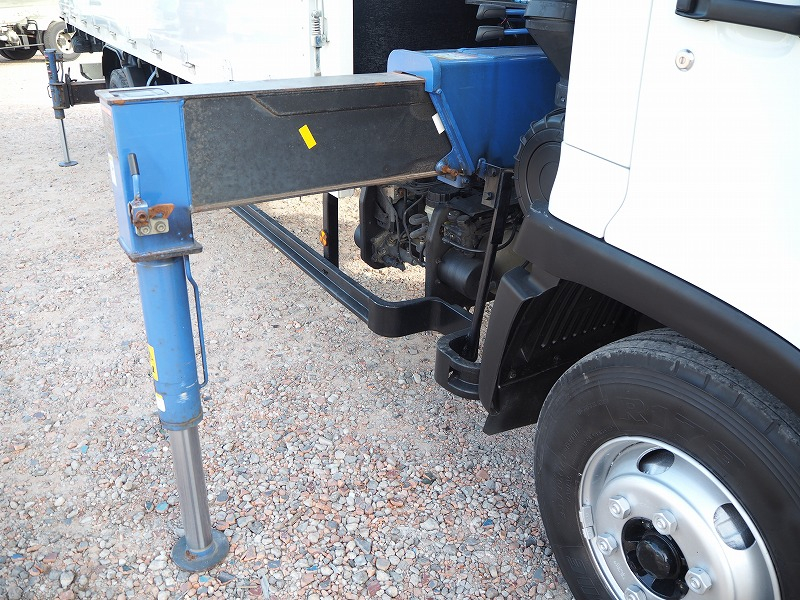 日野レンジャークレーン6段クレーンアルミブロック平ボディ|中古トラックの販売・買取・査定のアイナビ