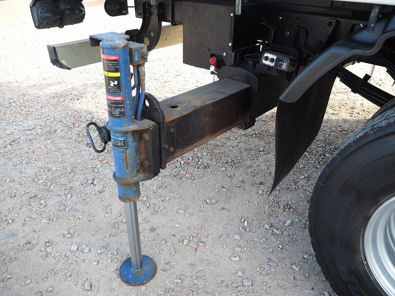 日野レンジャークレーン6段クレーンアルミブロック平ボディ|中古トラックの販売・買取・査定のアイナビ