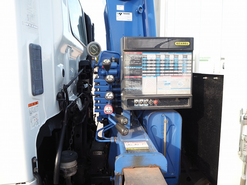 日野レンジャークレーン6段クレーンアルミブロック平ボディ|中古トラックの販売・買取・査定のアイナビ