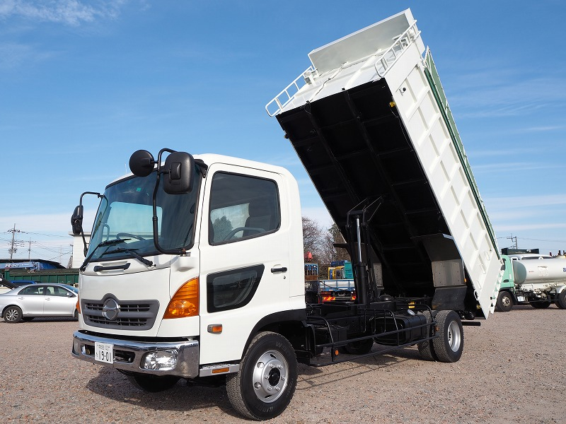 日野レンジャー新明和製12立米深ダンプ電動コボレーン付|中古トラックの販売・買取・査定のアイナビ