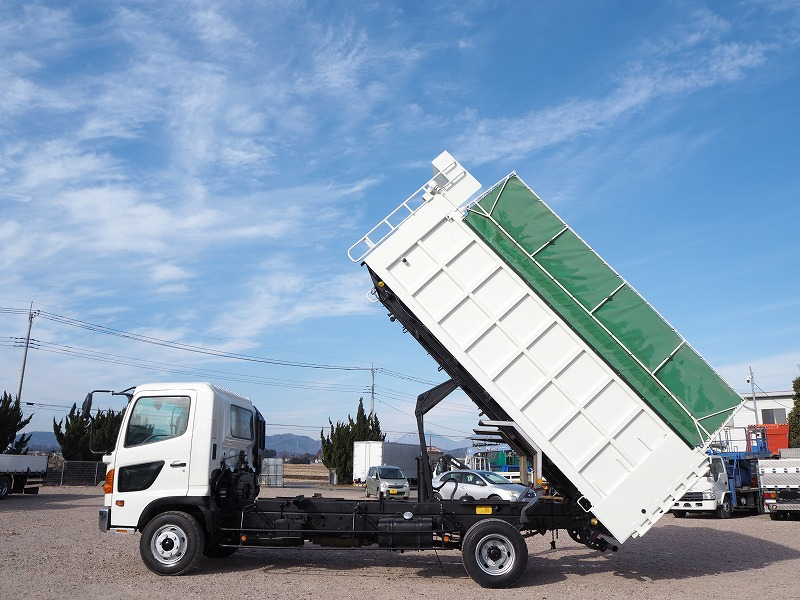 日野レンジャー新明和製12立米深ダンプ電動コボレーン付|中古トラックの販売・買取・査定のアイナビ