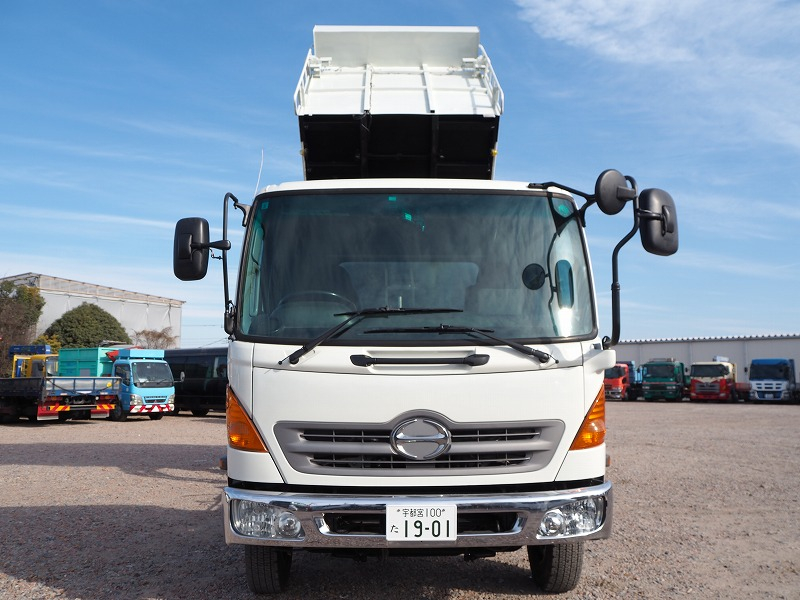 日野レンジャー新明和製12立米深ダンプ電動コボレーン付|中古トラックの販売・買取・査定のアイナビ