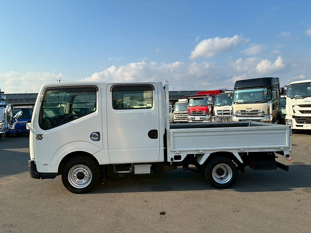 Wキャブ4ナンバー乗車定員6人5速MTマニュアルディーゼル|中古トラックの販売・買取・査定のアイナビ