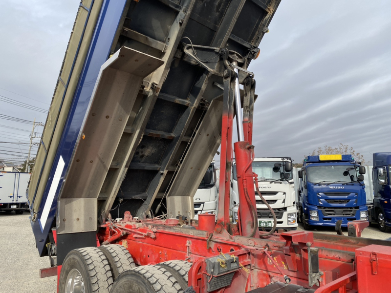 H27年式、プロフィア、コボレーン付ダンプ、車検付|中古トラックの販売・買取・査定のアイナビ