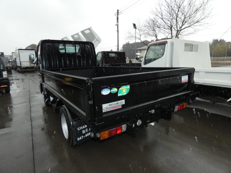 H26 2トン　平ボディ　オ-トマ|中古トラックの販売・買取・査定のアイナビ