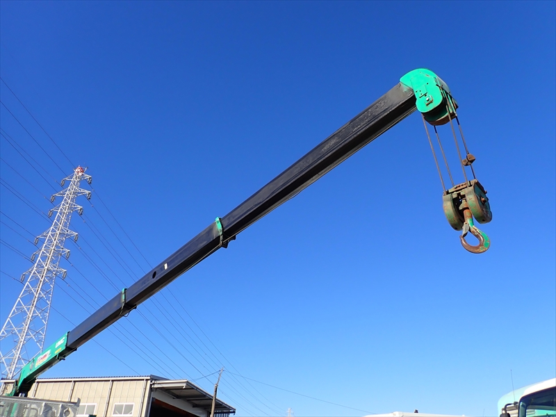 【350027】セルフローダー　ハイジャッキ4段ラジコン油圧切替ウィンチ付|中古トラックの販売・買取・査定のアイナビ