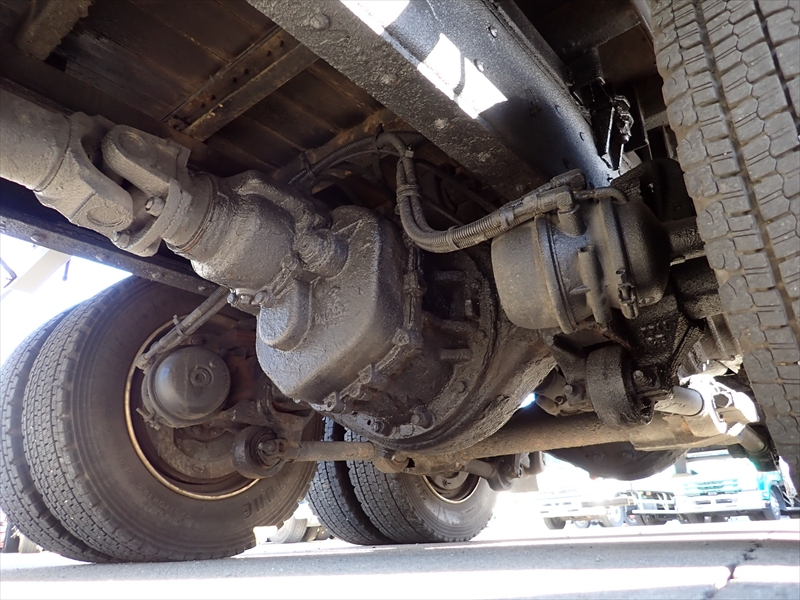 【350027】セルフローダー　ハイジャッキ4段ラジコン油圧切替ウィンチ付|中古トラックの販売・買取・査定のアイナビ