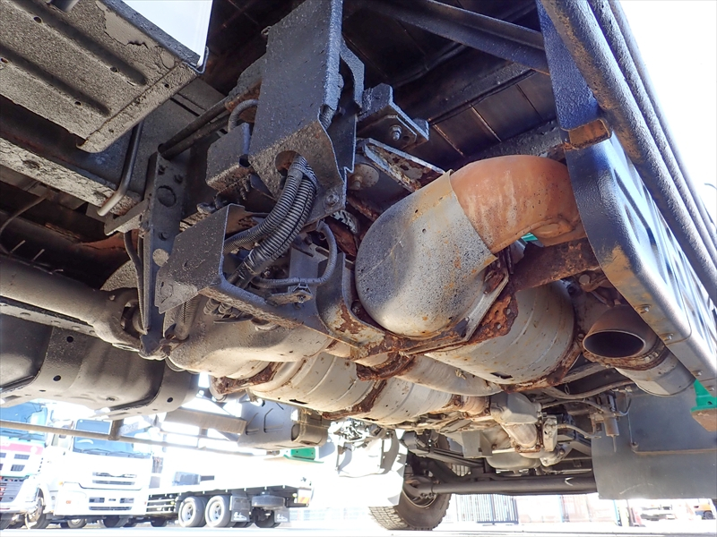 【350027】セルフローダー　ハイジャッキ4段ラジコン油圧切替ウィンチ付|中古トラックの販売・買取・査定のアイナビ