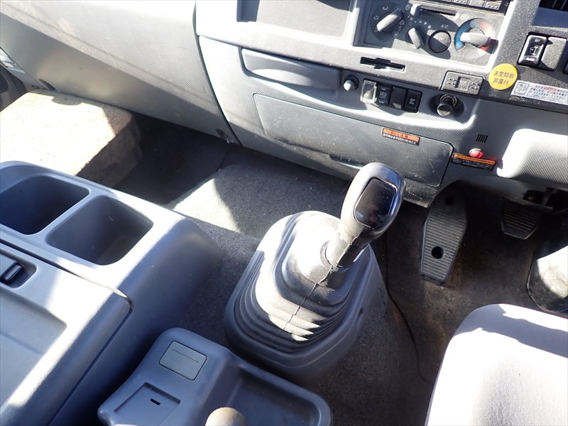 【350027】セルフローダー　ハイジャッキ4段ラジコン油圧切替ウィンチ付|中古トラックの販売・買取・査定のアイナビ