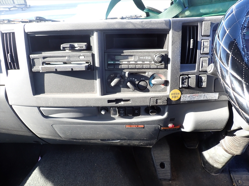 【350027】セルフローダー　ハイジャッキ4段ラジコン油圧切替ウィンチ付|中古トラックの販売・買取・査定のアイナビ