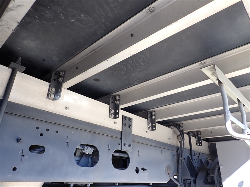 【351328】冷凍車低温仕様-30℃　パワーゲート付|中古トラックの販売・買取・査定のアイナビ