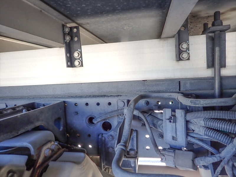 【351328】冷凍車低温仕様-30℃　パワーゲート付|中古トラックの販売・買取・査定のアイナビ