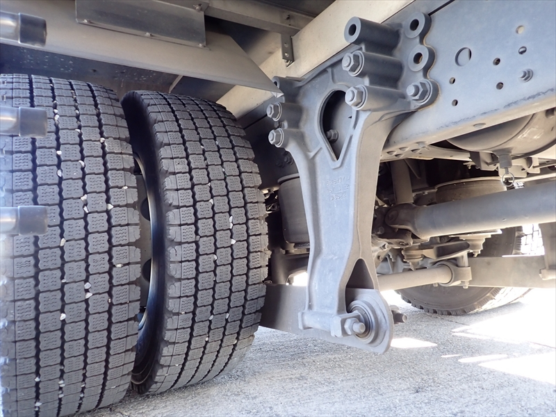 【351328】冷凍車低温仕様-30℃　パワーゲート付|中古トラックの販売・買取・査定のアイナビ