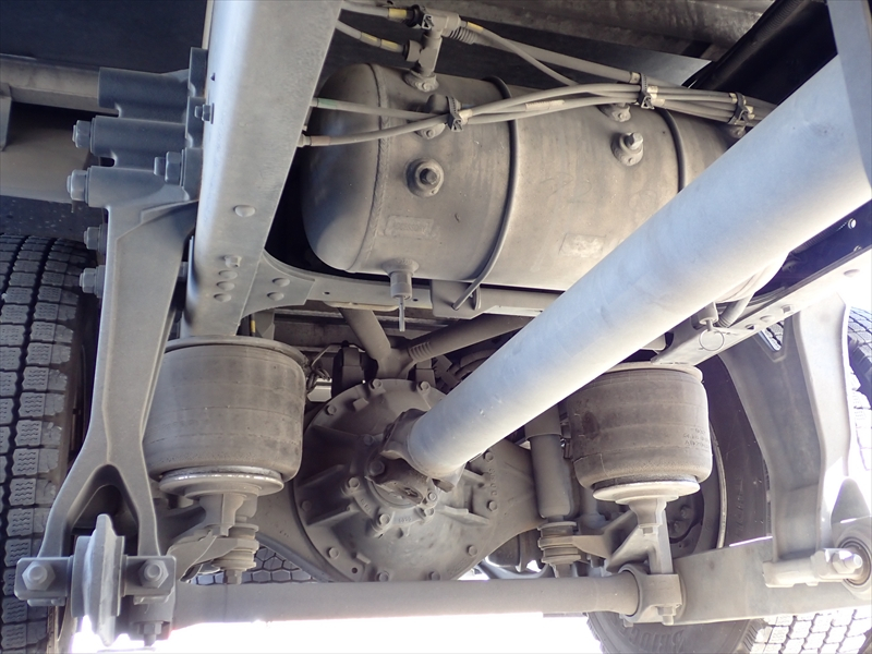 【351328】冷凍車低温仕様-30℃　パワーゲート付|中古トラックの販売・買取・査定のアイナビ