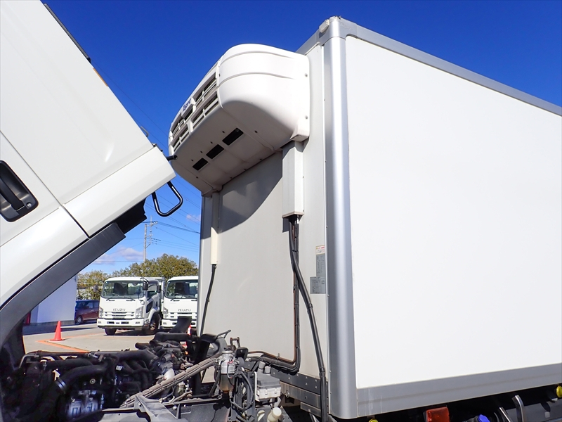 【351328】冷凍車低温仕様-30℃　パワーゲート付|中古トラックの販売・買取・査定のアイナビ