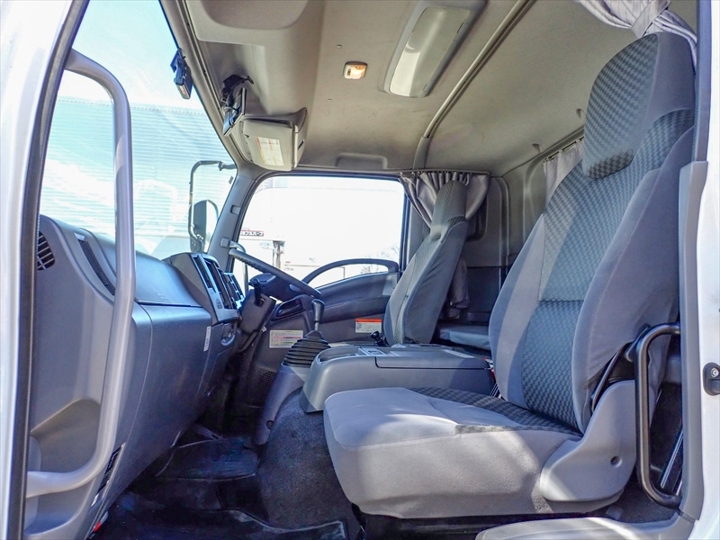 【351328】冷凍車低温仕様-30℃　パワーゲート付|中古トラックの販売・買取・査定のアイナビ