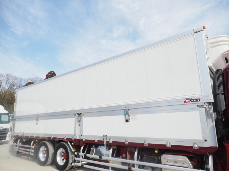 いすゞ 冷凍ウイング ギガ|中古トラックの販売・買取・査定のアイナビ