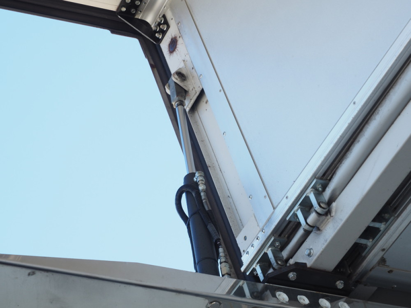 三菱ふそう 冷凍ウイング スーパーグレート|中古トラックの販売・買取・査定のアイナビ