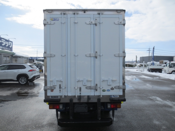 日野デュトロ低温冷蔵冷凍車|中古トラックの販売・買取・査定のアイナビ