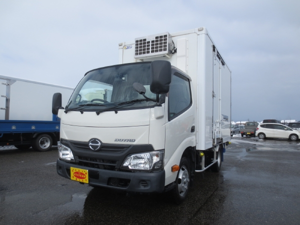 日野デュトロ低温冷蔵冷凍車|中古トラックの販売・買取・査定のアイナビ