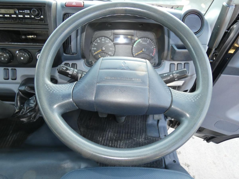 H26 2トン ダンプ 5速マニュアル 260144|中古トラックの販売・買取・査定のアイナビ