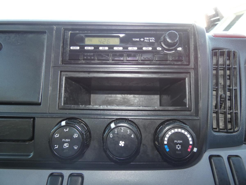 H26 2トン ダンプ 5速マニュアル 260144|中古トラックの販売・買取・査定のアイナビ